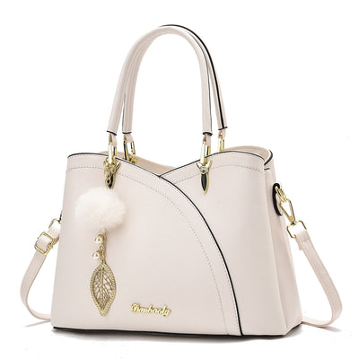Women’s High-End Trendy Shoulder Bag – Elegant & Versatile.